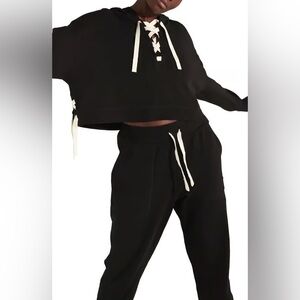 Halle Berry x Sweaty Betty Oversized Nakano Waffle Knit hoodie